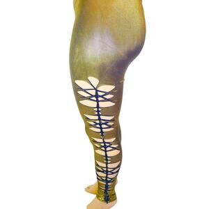 GOLDEN RADIANCE - 1XL/2XL - Leggings - Shimmering Gold w/ Stylish Side Cuts